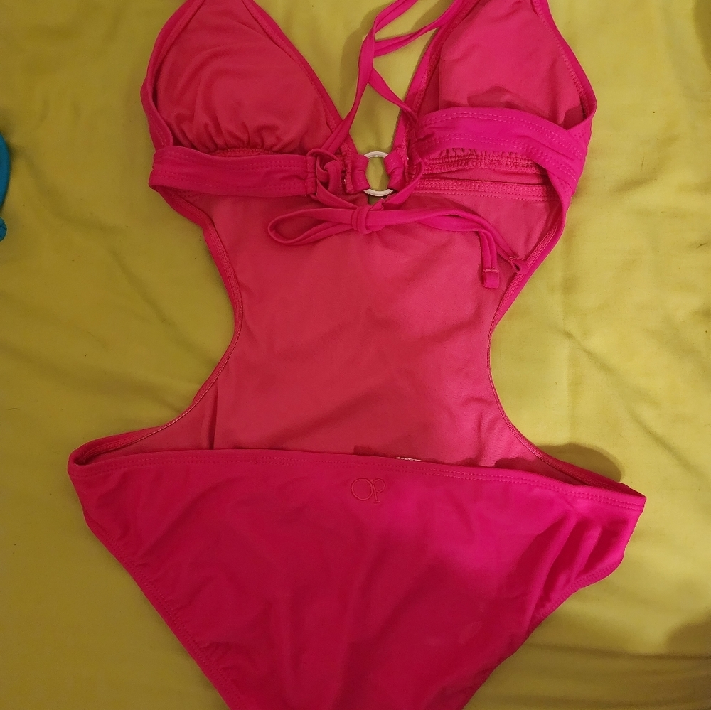 OP - Swimsuit size 8 - Picture 2 of 4